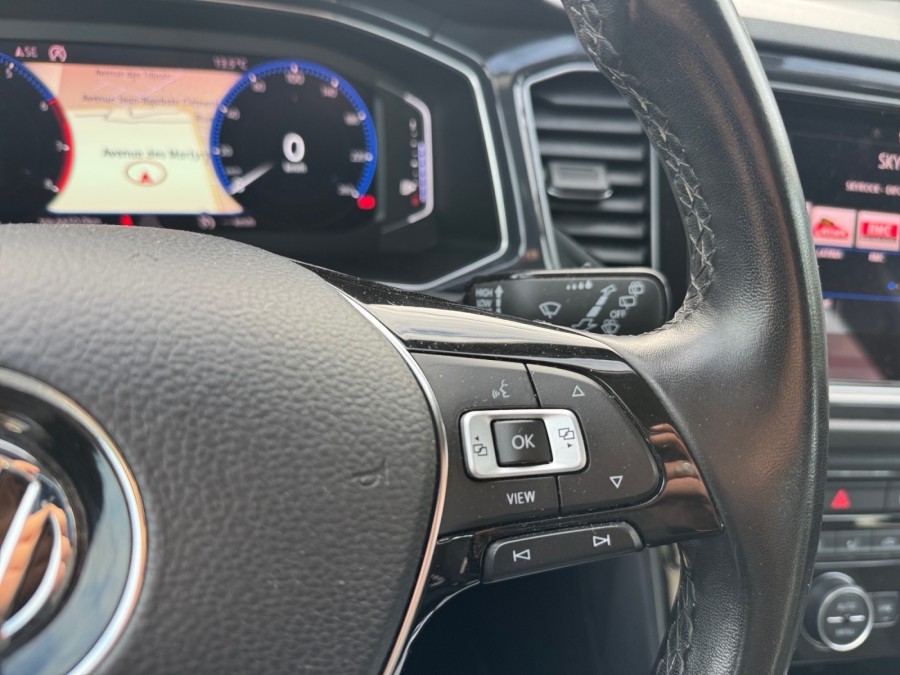 VOLKSWAGEN d'occasion T-ROC 1.5 TSI EVO 150 CARAT DSG7 AUTO de 2019