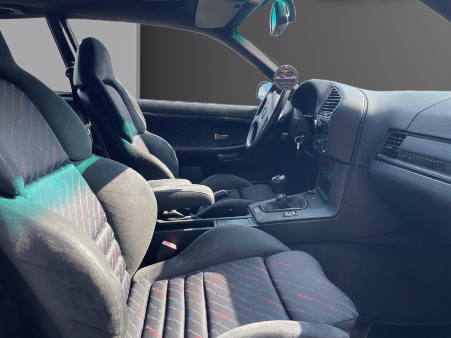 BMW d'occasion SERIE 3 I PACK de 1995 Genevois (74)﻿