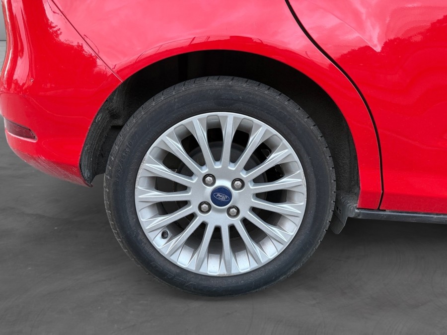 FORD d'occasion BMAX 1.0 EcoBoost 125ch Stop&Start Titanium de 2014