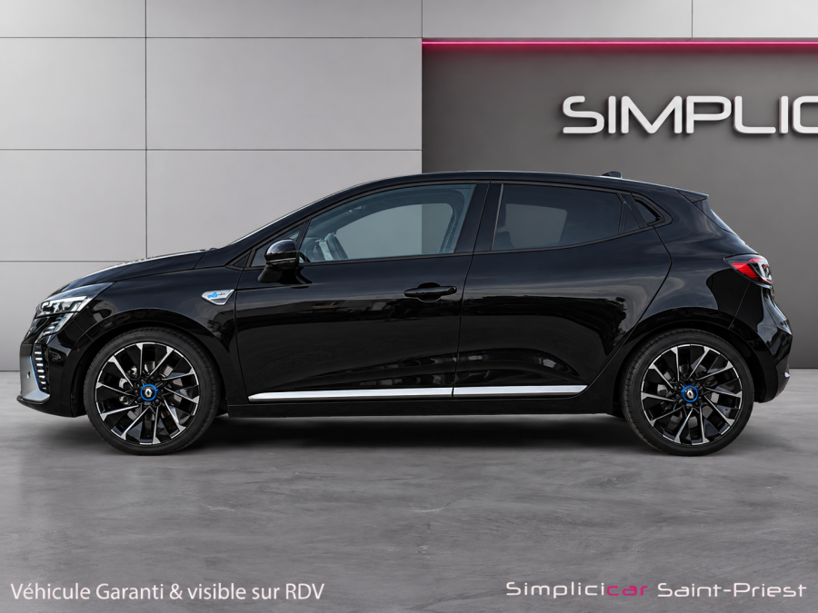RENAULT d'occasion CLIO V 1.6 E TECH 145 AUTO de 2023 Lyon St Priest