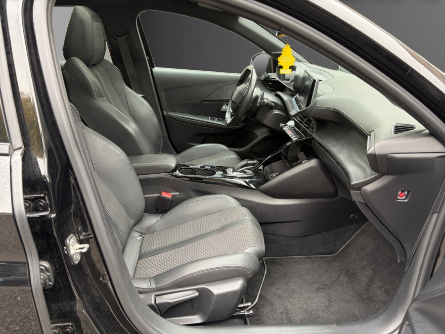 PEUGEOT d'occasion 208 II 1.2 PURETECH 100 ACTIVE EAT AUTO de 2021