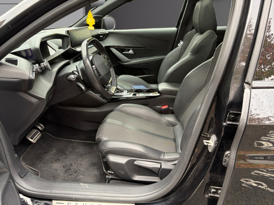 PEUGEOT d'occasion 208 II 1.2 PURETECH 100 ACTIVE EAT AUTO de 2021