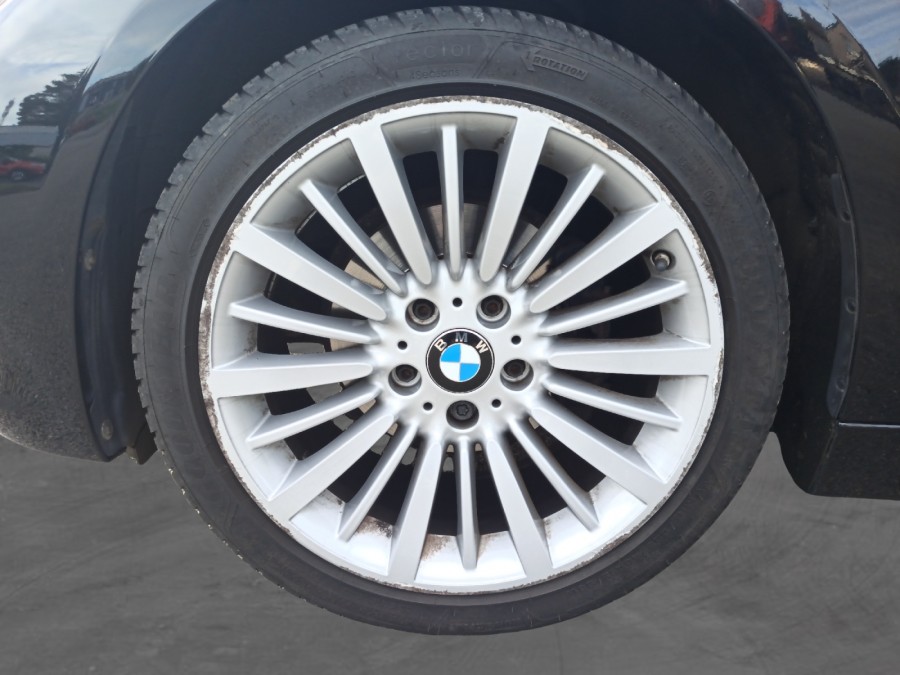 BMW d'occasion SERIE 3 TOURING 318I 136 LUXURY de 2017 Brest (29)﻿