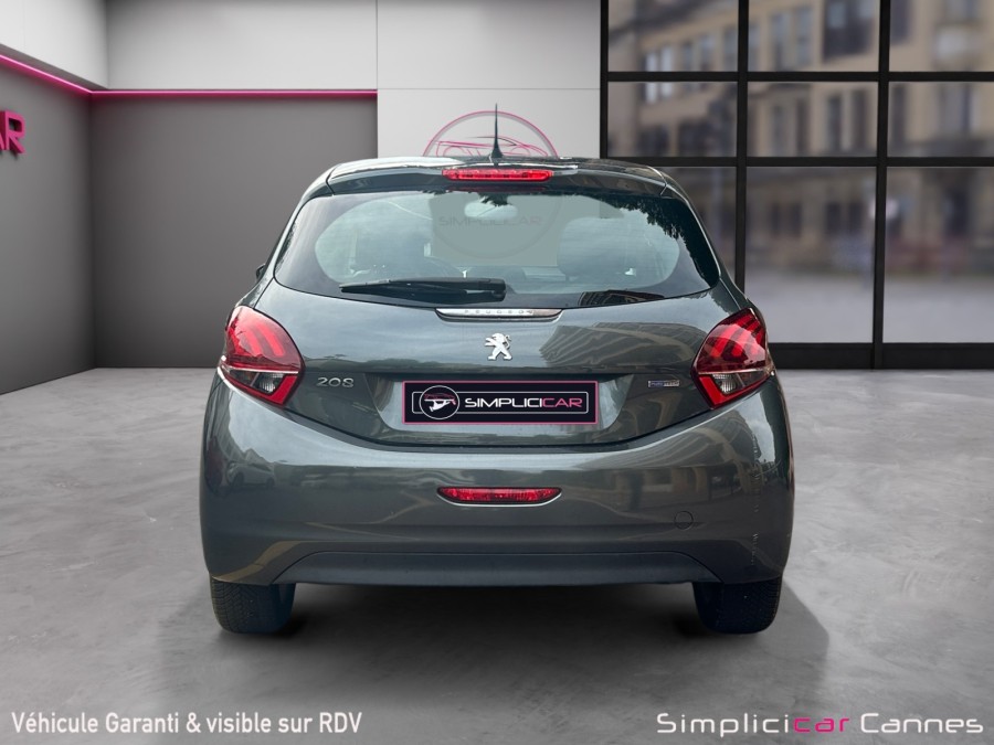 PEUGEOT d'occasion 208 1.2 PureTech 82ch Style 5p de 2017 Cannes (06)﻿