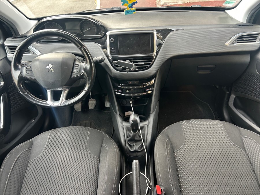 PEUGEOT d'occasion 208 1.2 PureTech 82ch Style 5p de 2017 Cannes (06)﻿