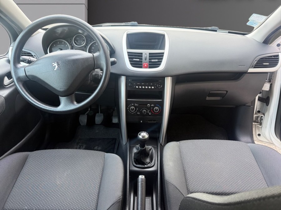 PEUGEOT d'occasion 207 1.4E ACCESS de 2014 Nice (06)﻿