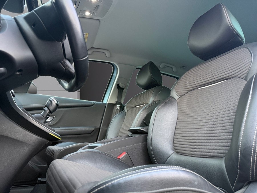 RENAULT d'occasion SCENIC 1.6 DCI 130 Intens de 2019 Soissons (02)﻿