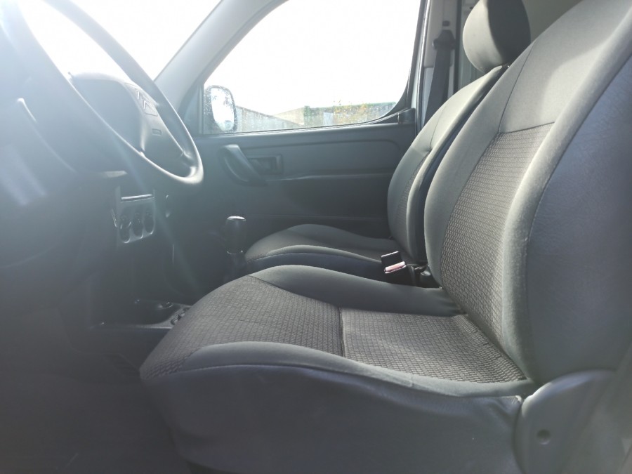 CITROEN d'occasion BERLINGO 1.6 HDI 75 600 CONFORT de 2008 Brest (29)﻿