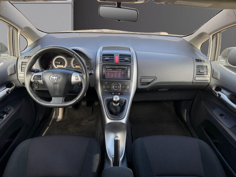 TOYOTA d'occasion AURIS 1.4 90 D4D FAP SPORTLINE de 2011 Rennes (35)﻿