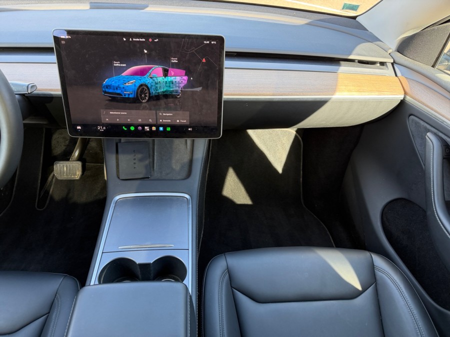 TESLA d'occasion MODEL Y STANDARD RWD de 2023 Brest (29)﻿