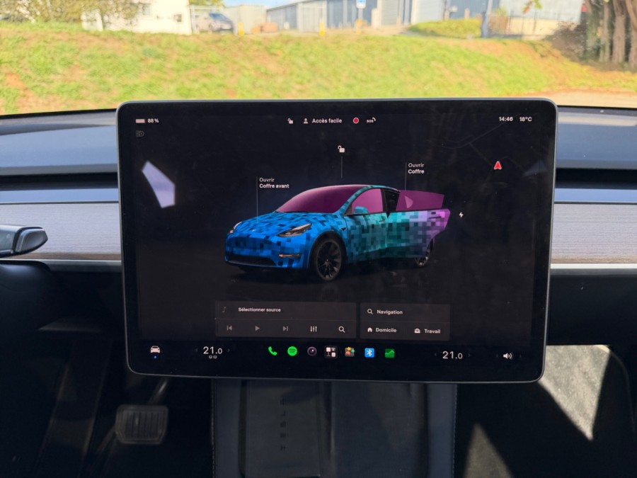 TESLA d'occasion MODEL Y STANDARD RWD de 2023 Brest (29)﻿