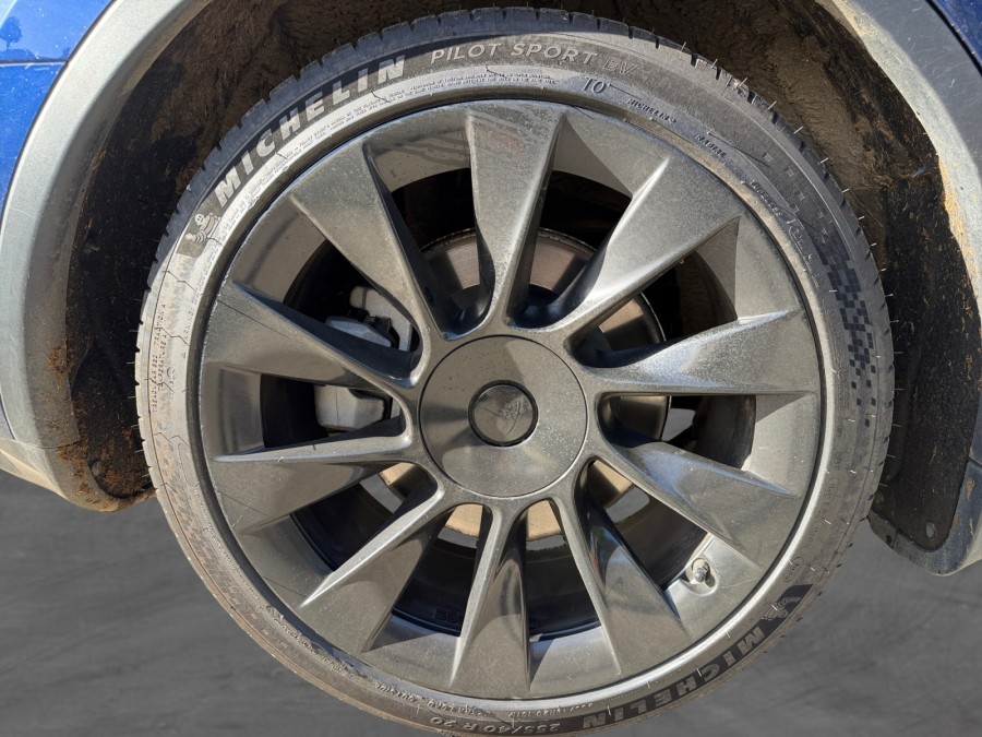 TESLA d'occasion MODEL Y STANDARD RWD de 2023 Brest (29)﻿