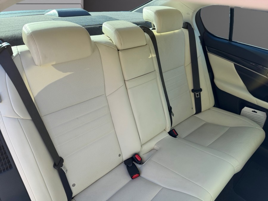 LEXUS d'occasion GS 450h Pack Business de 2016 Lyon Nord (69)﻿