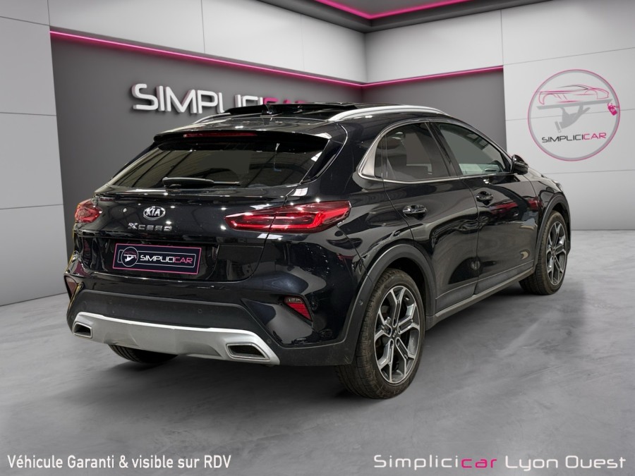 KIA d'occasion CEED XCEED 1.4 T-GDI 140 PREMIUM DCT de 2020 Lyon