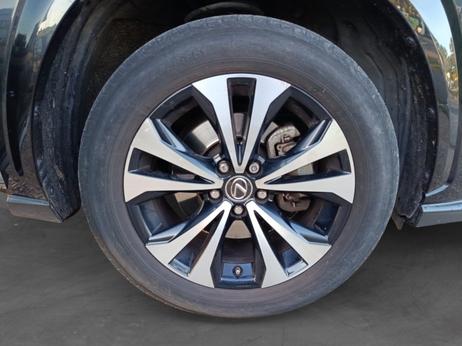 LEXUS d'occasion NX 300H 2WD DESIGN de 2021 Evreux (27)﻿