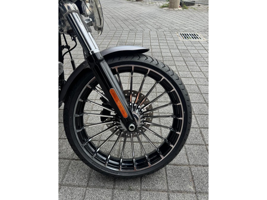 HARLEY DAVIDSON d'occasion FXS HARLEY-DAVIDSON BREAKOUT SOFTAIL de