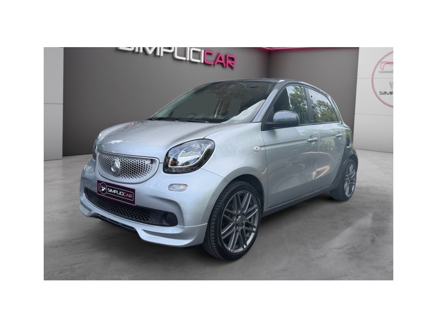 SMART d'occasion FORFOUR 90ch Brabus style twinamic de 2017 Champigny