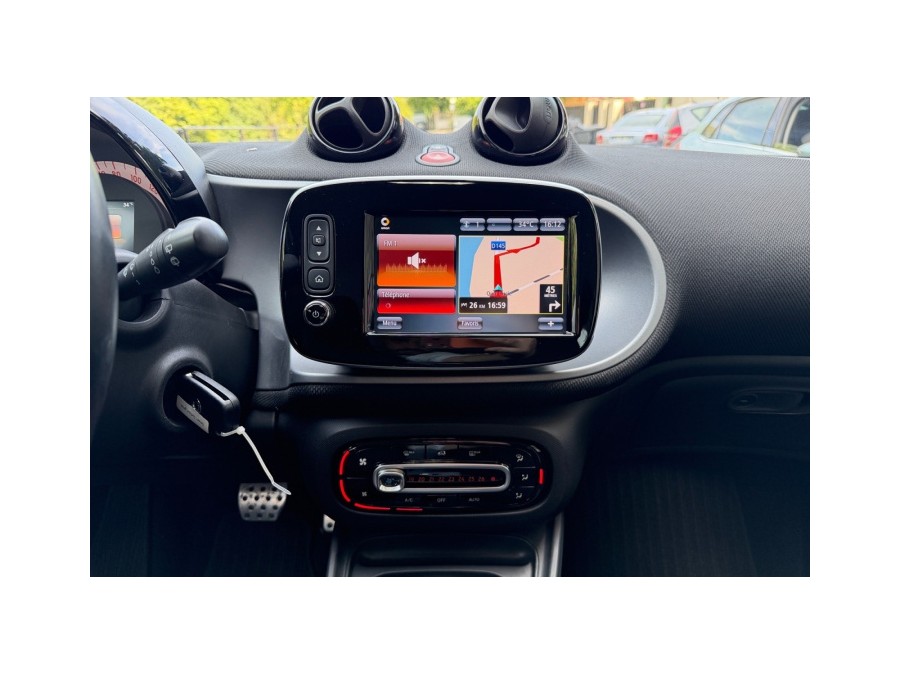 SMART d'occasion FORFOUR 90ch Brabus style twinamic de 2017 Champigny