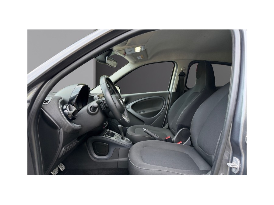 SMART d'occasion FORFOUR 90ch Brabus style twinamic de 2017 Champigny