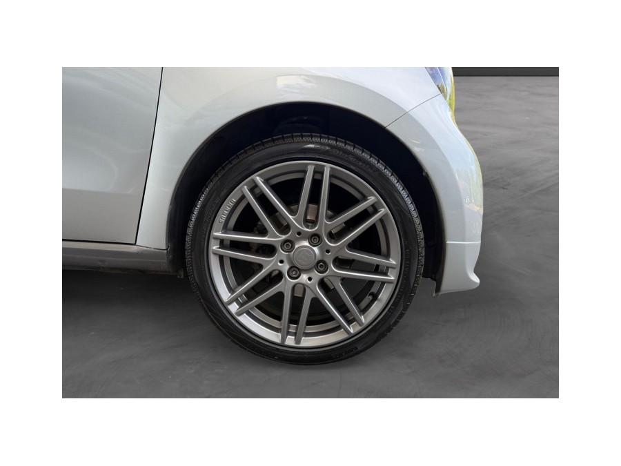 SMART d'occasion FORFOUR 90ch Brabus style twinamic de 2017 Champigny