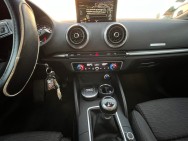 AUDI d'occasion A3 1.6 TDI 110ch Business line de 2017 Limoges (87)﻿