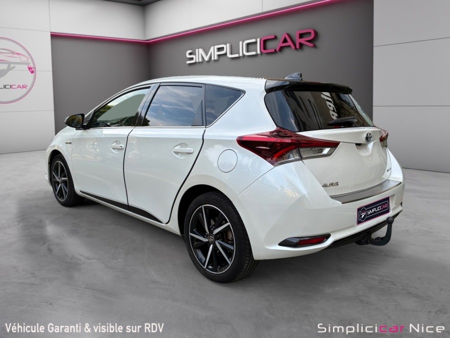 TOYOTA d'occasion AURIS 136h Collection de 2018 Nice (06)﻿