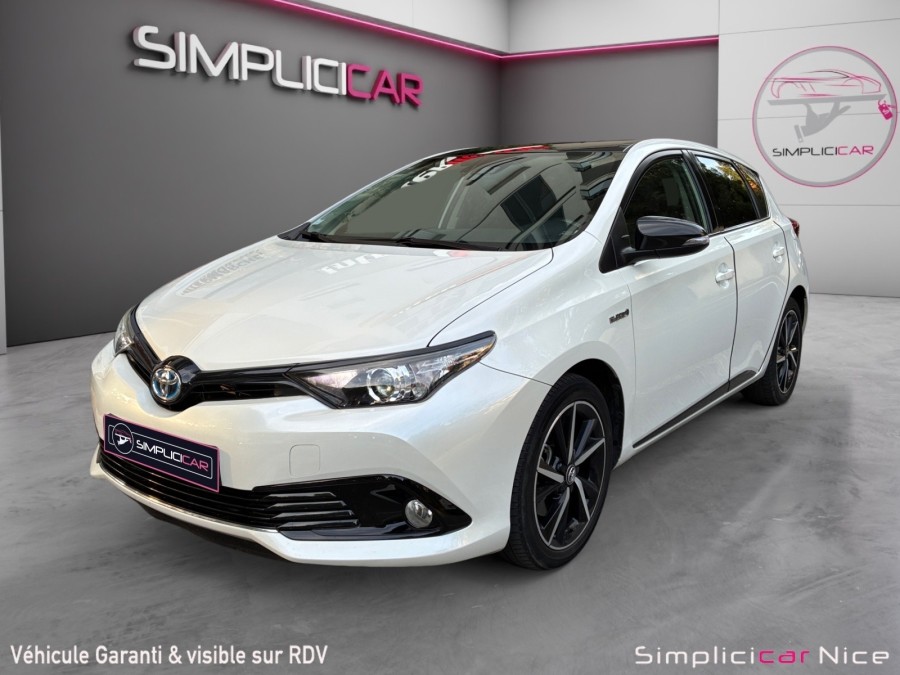 TOYOTA d'occasion AURIS 136h Collection de 2018 Nice (06)﻿