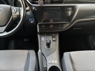 TOYOTA d'occasion AURIS 136h Collection de 2018 Nice (06)﻿