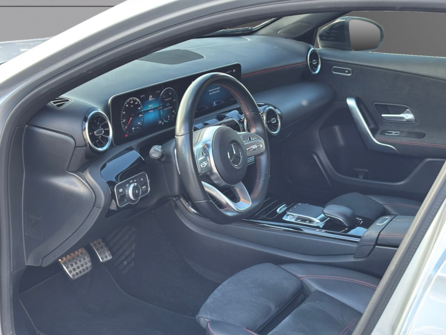 MERCEDES d'occasion A 180 d 116ch AMG Line 7G-DCT de 2019 Orleans