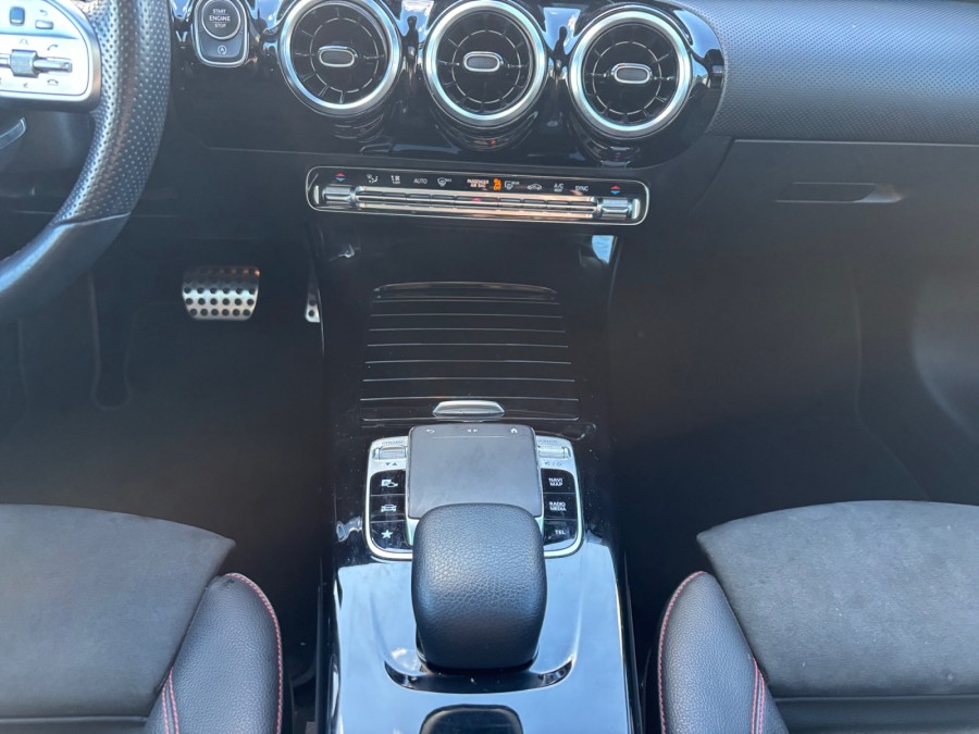 MERCEDES d'occasion A 180 d 116ch AMG Line 7G-DCT de 2019 Orleans