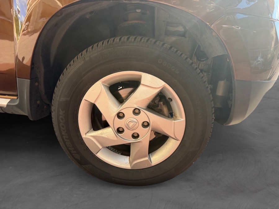 DACIA d'occasion DUSTER 1.5 DCI 110 FAP 4X2 AMBIANCE de 2011 Cannes