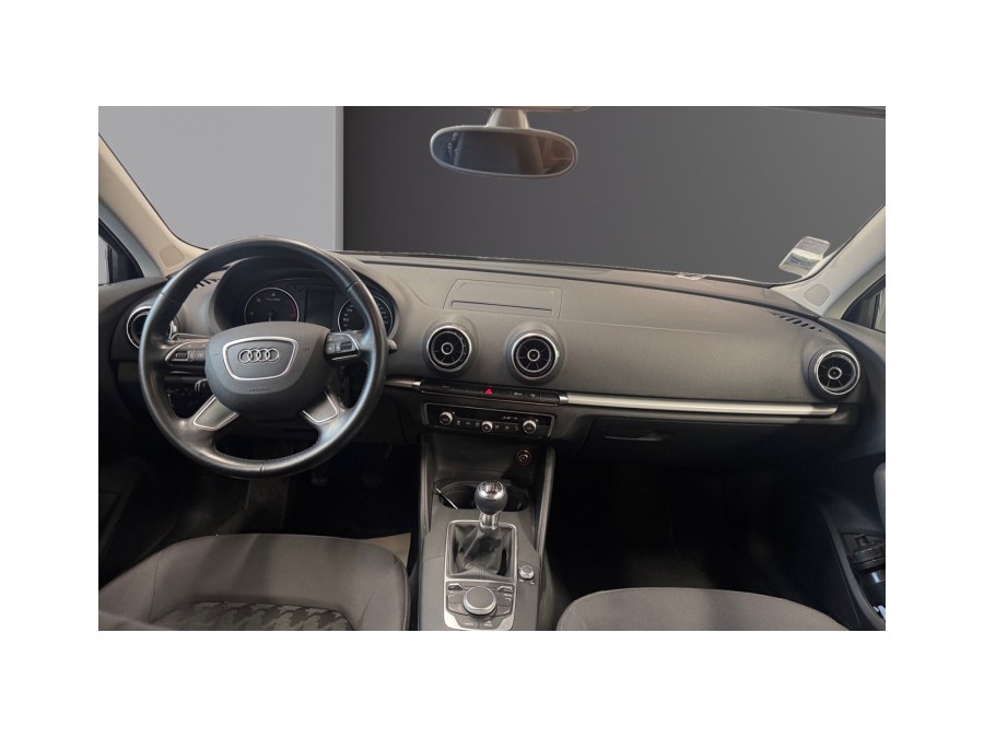 AUDI d'occasion A3 1.6 TDI 110 ATTRACTION de 2015 Paris 15 (75)﻿