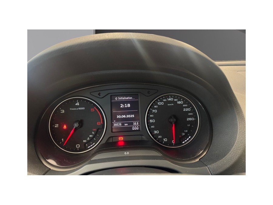 AUDI d'occasion A3 1.6 TDI 110 ATTRACTION de 2015 Paris 15 (75)﻿