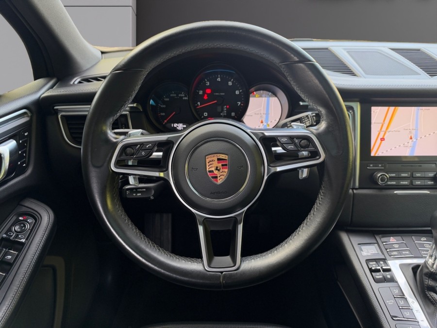 PORSCHE d'occasion MACAN 2.0 252ch PDK de 2017 Champigny sur Marne