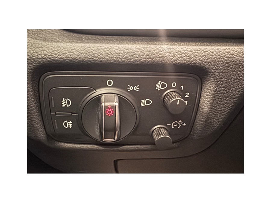 AUDI d'occasion A3 1.6 TDI 110 ATTRACTION de 2015 Paris 15 (75)﻿