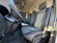 RENAULT d'occasion MASTER F3300 L2H2 2.3 dCi 135ch Confort Euro6 de