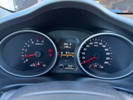 KIA d'occasion SPORTAGE 1.7 CRDI 115 2WD PREMIUM de 2014 Valence (26)﻿