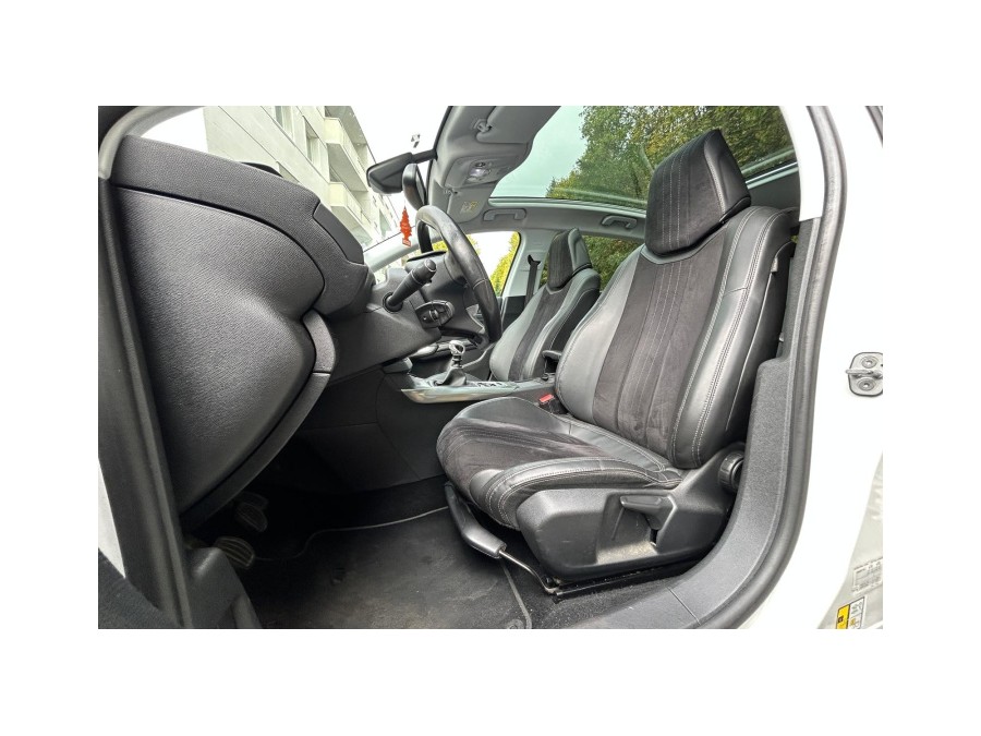 PEUGEOT d'occasion 308 1.6 THP 155 FELINE de 2014 Vaucresson (92)﻿
