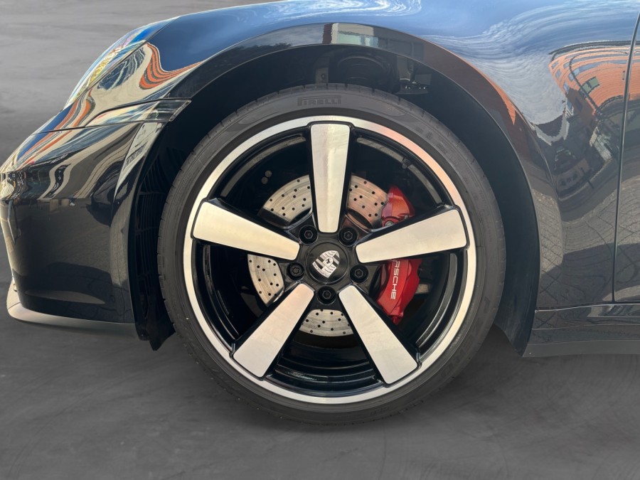 PORSCHE d'occasion 911 3.0 394ch Carrera PDK de 2024 Montreuil (93)﻿