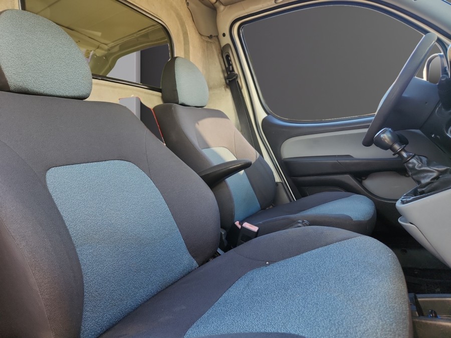 FIAT d'occasion DOBLO CARGO 1.6 GNV FOURGON TOLE BUSINESS de 2009