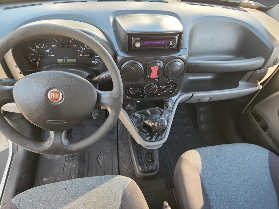 FIAT d'occasion DOBLO CARGO 1.6 GNV FOURGON TOLE BUSINESS de 2009