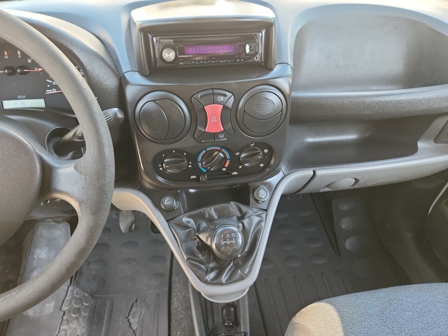 FIAT d'occasion DOBLO CARGO 1.6 GNV FOURGON TOLE BUSINESS de 2009