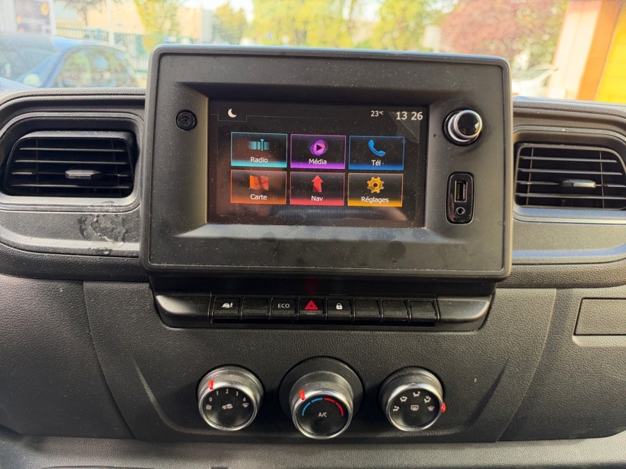 RENAULT d'occasion MASTER F3500 L3H2 2.3 Blue dCi 150ch Grand Confort
