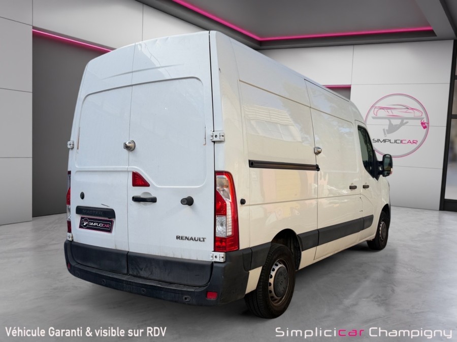 RENAULT d'occasion MASTER F3500 L2H2 2.3 Blue dCi 150 ch Confort