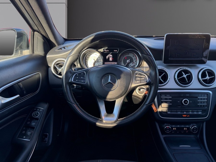 MERCEDES d'occasion CLASSE GLA GLA 220 D 177 BUSINESS 4MATIC BA de