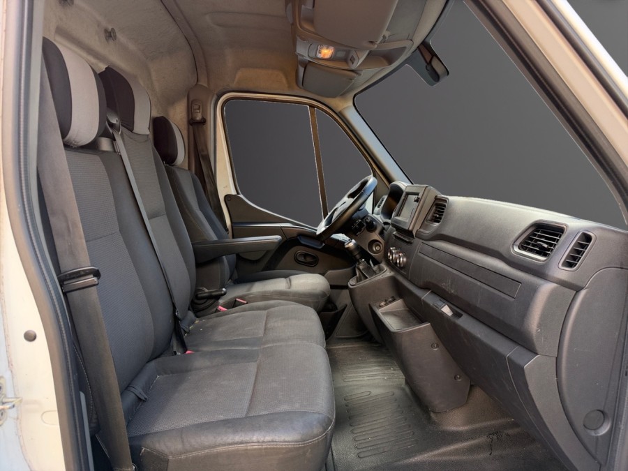 RENAULT d'occasion MASTER F3500 L3H2 2.3 dCi 150ch Energy Cabine