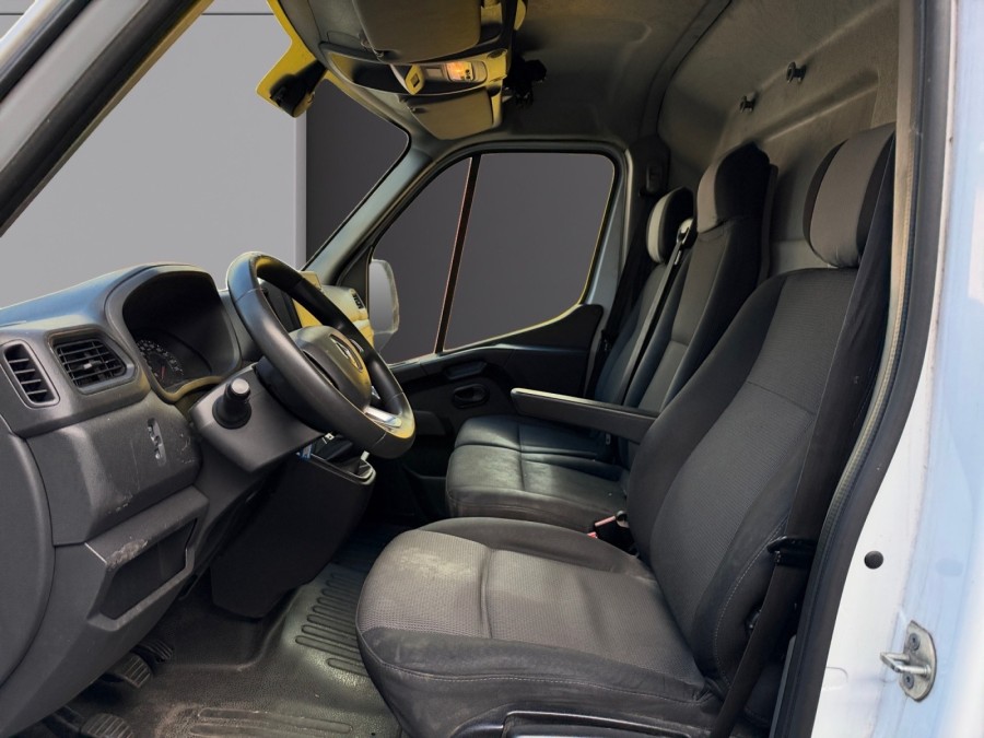 RENAULT d'occasion MASTER F3500 L3H2 2.3 dCi 150ch Energy Cabine