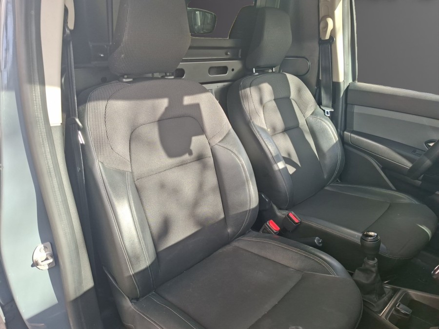 RENAULT d'occasion EXPRESS III VAN 1.5 DCI 95 CONFORT de 2021