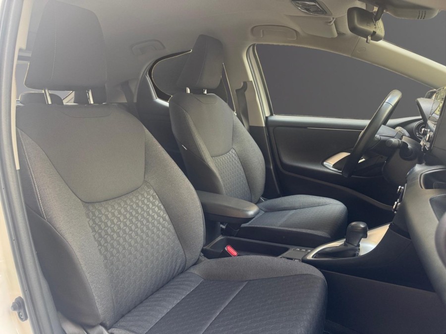 TOYOTA d'occasion YARIS 116H DYNAMIC de 2023 Paris 15 (75)﻿