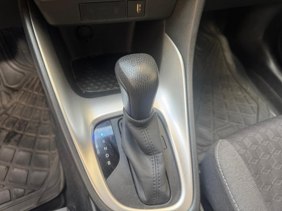 TOYOTA d'occasion YARIS 116H DYNAMIC de 2023 Paris 15 (75)﻿